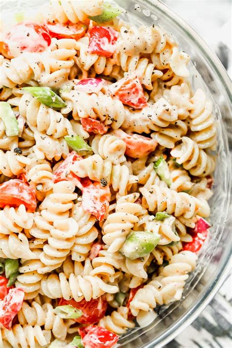 Easy Pasta Salad Recipes What Goes With Pasta Salad