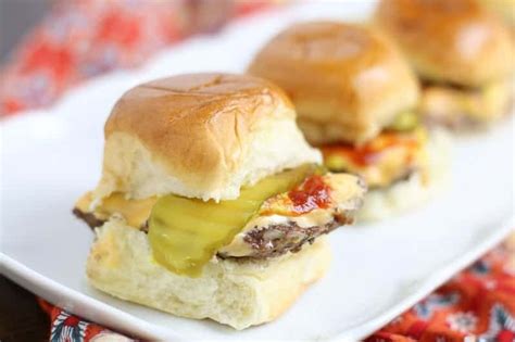 Juicy Oven Baked Burger Sliders Recipe