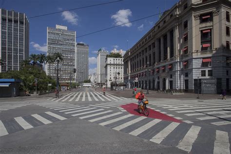 Por renato mota, editado por flávio pinto 03/02/2021 15h07, atualizada em 03/02/2021 16h00. Em São Paulo, coronavírus resulta em fuga para o interior ...
