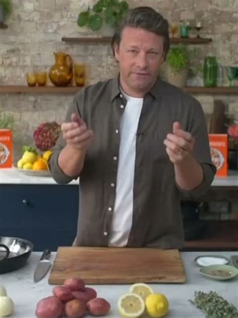Jamie Oliver Shocks Sunrise Hosts Over Bizarre Way To Cook ‘juicy Chicken’ Daily Telegraph