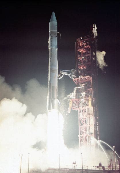 Mariner 10 Completes The First Mercury Flyby Apes In Space
