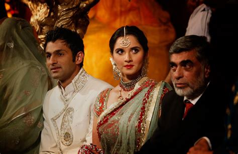 Sania, 23, draped in a. Sania Mirza Wedding Marriage Stills In Green Saree ...