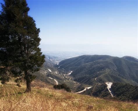 A View Of The Mountain Road In Crestline California Flickr