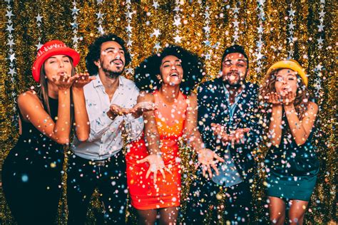 The 8 Best New Year S Eve Parties On Tv Ranked Gambaran
