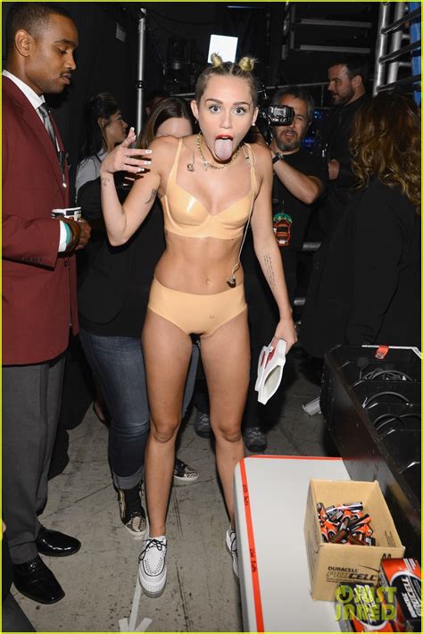 Miley Cyrus Nude Bra Underwear At MTV VMAs Photo Miley Cyrus Photos Just