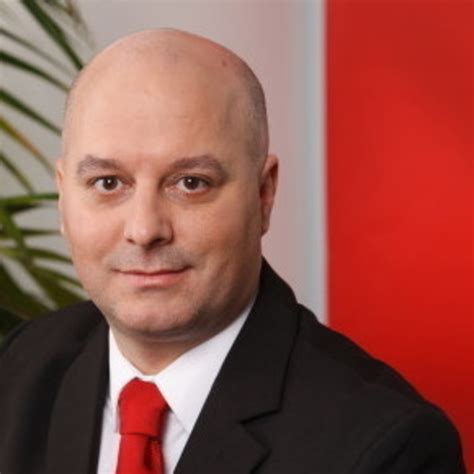 The maximum total amount of compensation is capped at £100,000,000 in any 5 year period. Mag. Patrick March - Leiter Personal - Santander Consumer ...