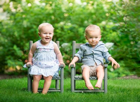 1 Year Old Twins With Siblings Photoshoot One Big Happy Photo