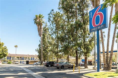 Motel 6 Riverside Ca Ucr East In Riverside Best Rates And Deals On