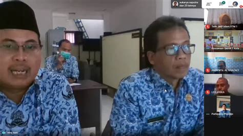 Dedi mengatakan, perbedaan ppdb jabar 2021 pertama yaitu dari segi kepanitiaan, ketua panitia ppdb di jawa barat 2021 adalah seluruh kepala. Sosialisasi PPDB SMA/SMK Kec Bogor Tengah, Kota Bogor ...