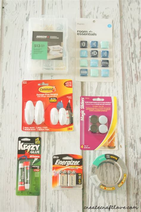 How to apply and remove command™ picture hanging strips.you can find out more about command™ picture hanging strips and our frequently asked questions at. Housewarming Gift Idea