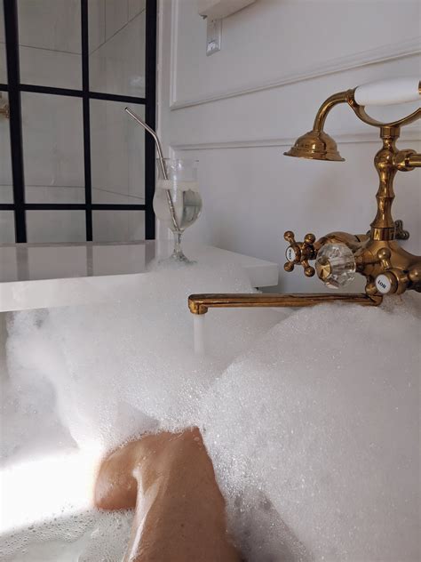 sunday morning bubble bath bath aesthetic white aesthetic classy