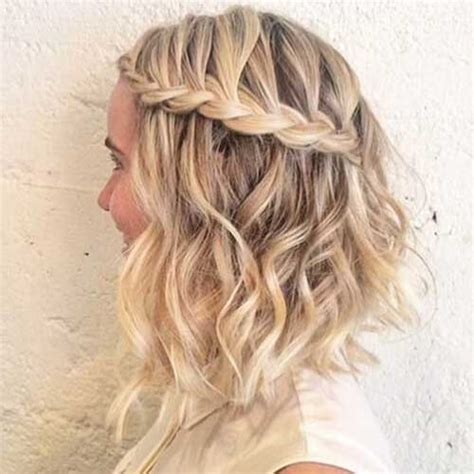 How to waterfall braid short hair tutorial. 50 Ravishing Short Hairstyles for Curly Hair | Hair Motive ...