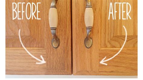 Mix a 50/50 solution of vinegar and warm water and pour it into a spray bottle. Cleaning Oak Kitchen Cabinets - Home Furniture Design