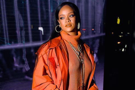 Only 500 of the rihanna book: The documentary on Rihanna's life has reportedly received ...