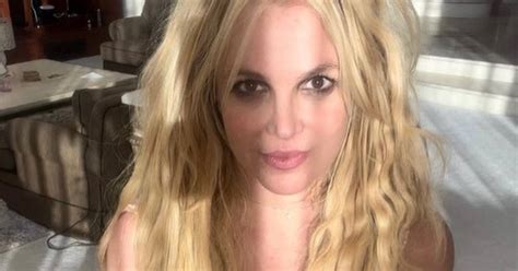 Stark Naked Britney Spears Shocks Fans Why Does Instagram Allow This