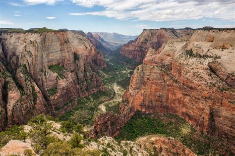 Hiking To Observation Point In Zion National Park Earth Trekkers
