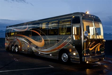 This site is about motorhomes, it doesn't matter if you want to hire, buy or just dream of having a motorhome, just enjoy it. Top 10 most expensive Motorhome in the world | I Luve Sports