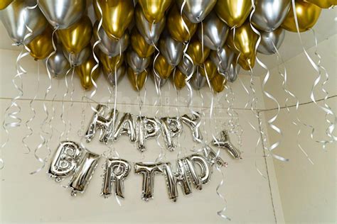 Chrome Balloon Decoration With 50 Golden And 50 Silver Chrome Balloons Ahmedabad