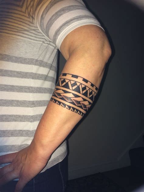 Polynesian Arm Band Stammestattoo Designs Tattoo Band Tattoo Arm Mann