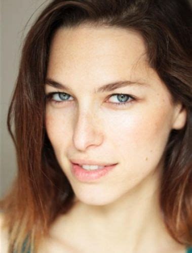 Rochelle redfield, olivier sevestre, manuela lopez, david brécourt et sébastien roch que l'on a découvert dans hélène et les garçons ; Sous le soleil | Lucie Charbonneaux