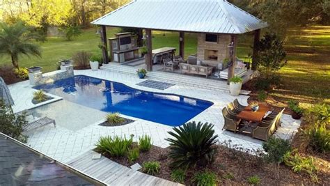 Take cues from this bbq. 27 Exotic Pool Cabana Ideas (Design & Decor Pictures ...
