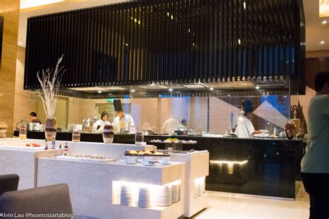 Guests can enjoy the best of both worlds with the hotel's deluxe facilities and those of the adjoining shopping complex as well as discovering the many. Swiss Garden Hotel (Melaka) Buffet Dinner Review ...