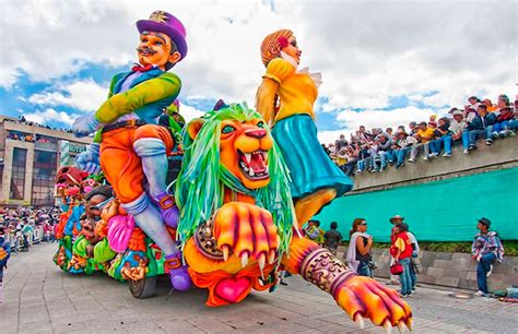 Fiestas patronales declaradas de interés turístico nacional. Carnaval de Negros y Blancos - Ferias y Fiestas