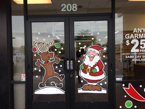 58 Best Christmas Pictures To Paint On Windows For Photo Collection
