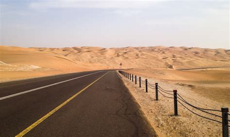 A Guide To Liwa Oasis And The Moreeb Dune Against The Compass