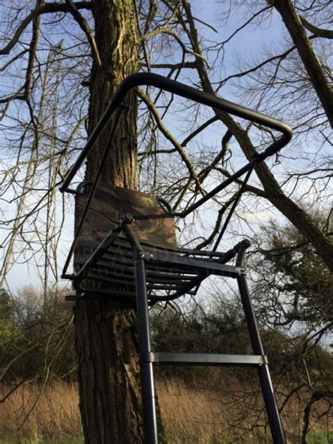 Telescopic High Seat Portable Tree Stand Ladder Deer Stalking Folding