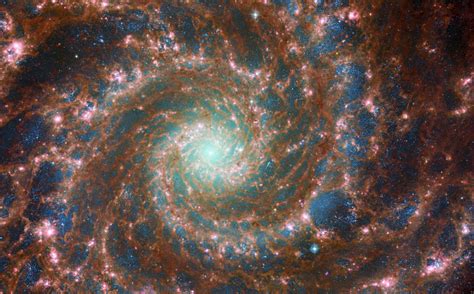 Webb And Hubble Observe Messier 74 In Multiple Wavelengths Scinews