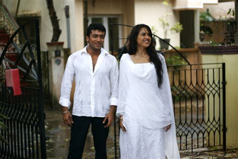 Vaaranam Aayiram Movie Surya And Sameera Reddy In Vaaranam Aayiram Movie Indian Bollywood