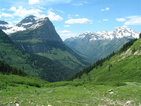 These valleys have steep sloping sides and narrow bottoms. My Words - Pracob Cooparat: คำเกี่ยวกับหุบเขาที่ควรรู้จัก ...