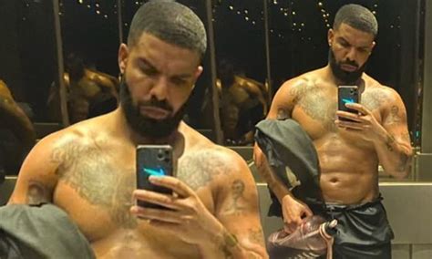 Drake Showcases His Washboard Abs In A Sweaty Post Gym Selfie On