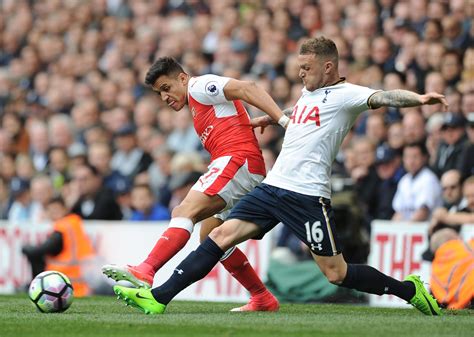 Tottenham hotspur stadium, london, england disclaimer: Tottenham's sudden right-back rivalry coming at odd time