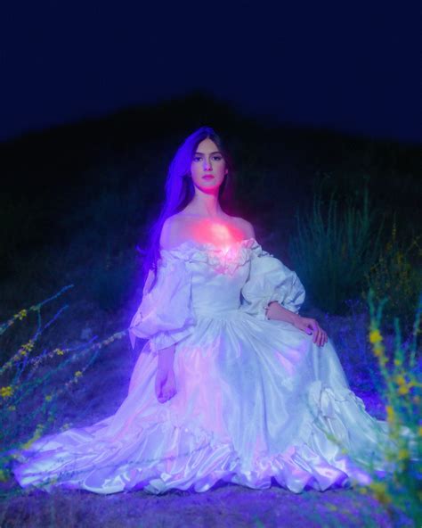 Neil Krug Weyes Blood And In The Darkness Hearts Aglow