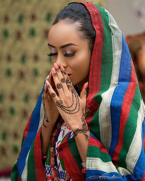 Pin By Chikez On African Beauty Fulani People African Bride African Beauty