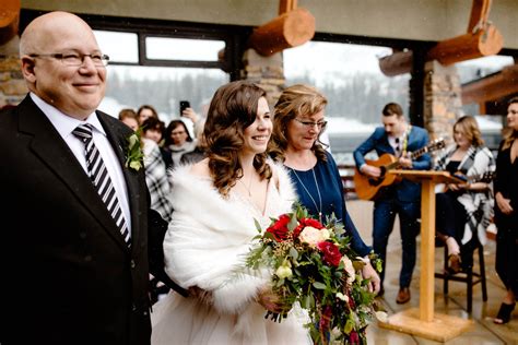 Ski Wedding Photos At Sunshine Village In Banff Film And Forest Ski