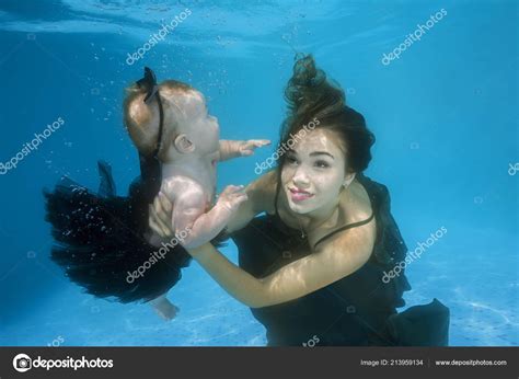 Mom Daughter Underwater Pool Stock Photo By Uw Photo Nekrasov