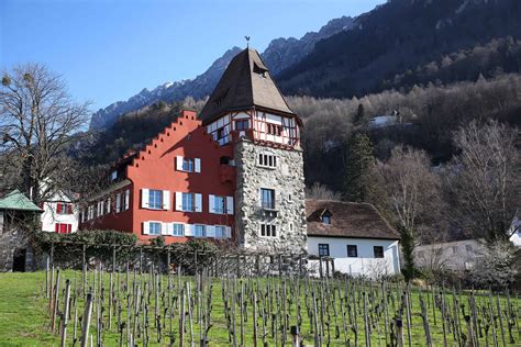 Bed & breakfast rotes house ueberlingen andrea tess obertorstraße 12 88662 ueberlingen. Liechtenstein mit der Bahn/Zug - Reseinformationen und ...