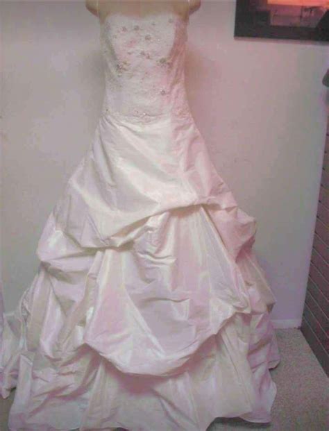 Kirstie Kelly Topaz New Wedding Dress Save 85 Stillwhite
