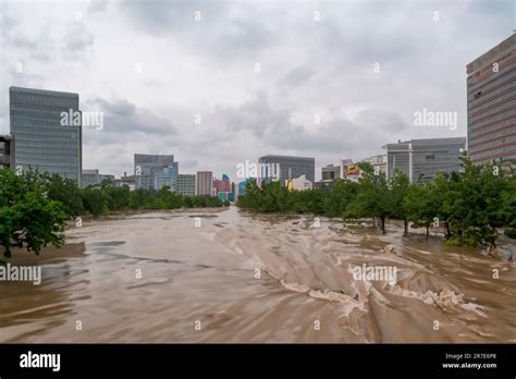 Flash flood. Torrential rains that fill the rivers and roads instantly