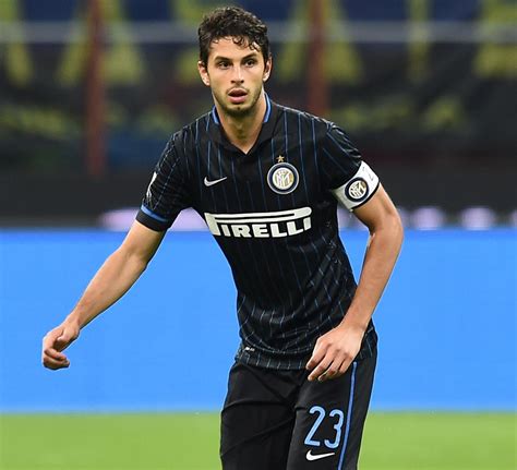 Find the perfect andrea ranocchia stock photos and editorial news pictures from getty images. Ranocchia a IC: "Non è facile il paragone con Zanetti. Il ...