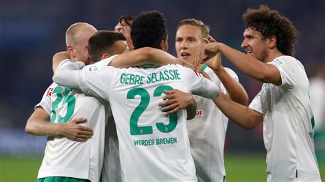 Sv werder bremen gmbh & co kgaa is responsible for this page. Werder Bremen vs. Schalke 04: Die Bundesliga in TV und ...