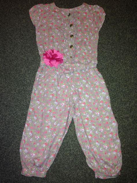 Scarletts Pre-loved Wardrobe