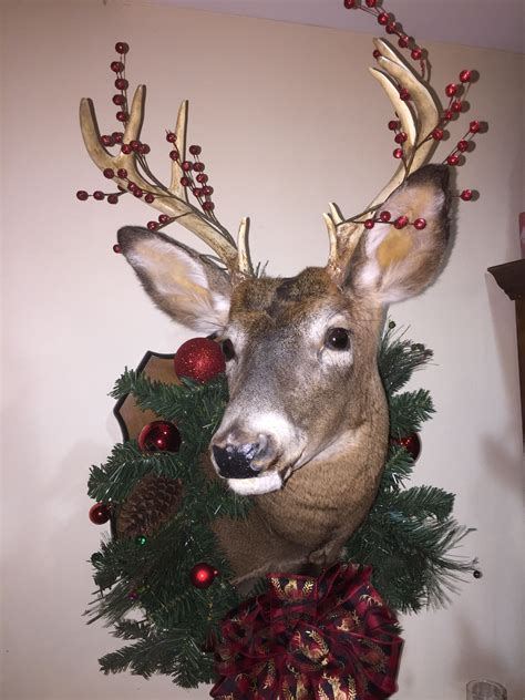 Christmas Decorated Deer Mount Je Suis Prest Outlander Deer Head