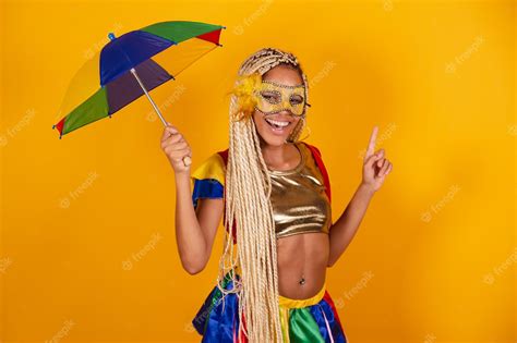 Premium Photo Beautiful Black Brazilian Woman Dressed In Carnival
