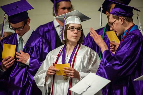 Amy Henkel Photography Dchs Graduation 2014 Photo 14