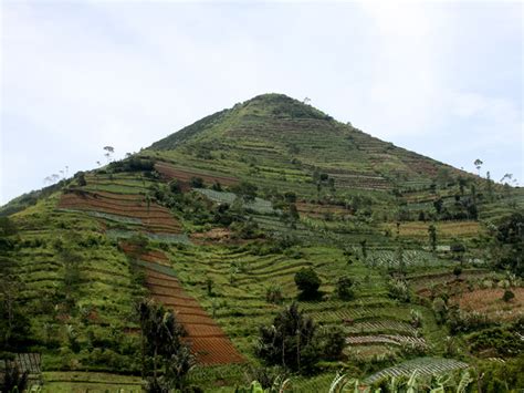 Does The Sadahurip Mountain In Garut West Java Hide A Pyramid The