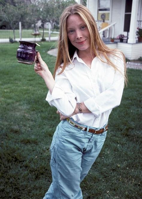 Sissy spacek 70s (page 1). Sissy Spacek while filming "Carrie", 1976 : OldSchoolCool